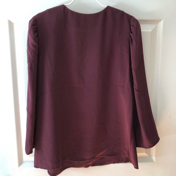 BRAND NEW Halogen maroon blouse - Picture 3 of 3